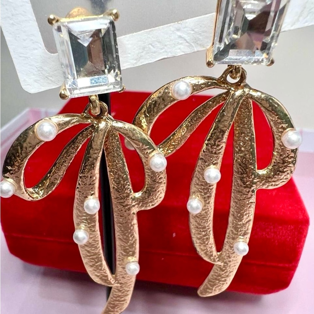 Elegant Gold and Silver Pearl Earrings